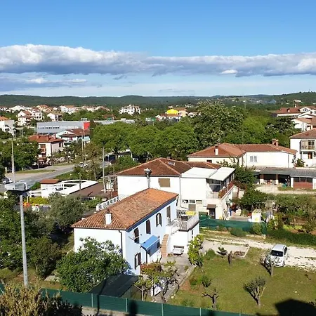 Ema Διαμέρισμα *