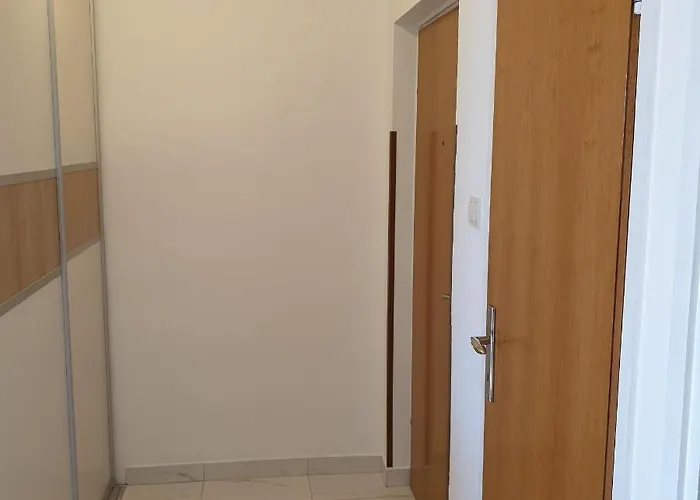 Ema Διαμέρισμα *