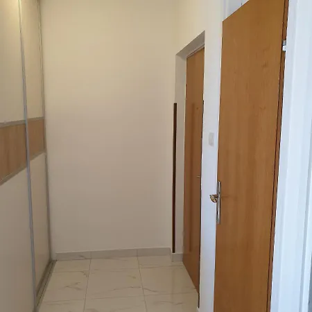 Ema Apartment *