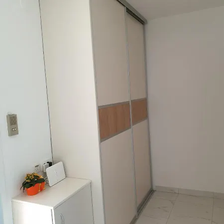 Apartment Ema